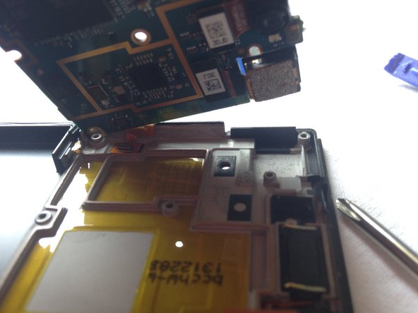 Xiaomi Mi 3 Touchscreen Replacement, Unscrew the motherboard: crwdns2935265:07crwdnd2935265:02crwdnd2935265:02crwdne2935265:0