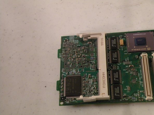 iMac G3 Model M4984 RAM Replacement: 13 단계, 이미지 3개 중 3개