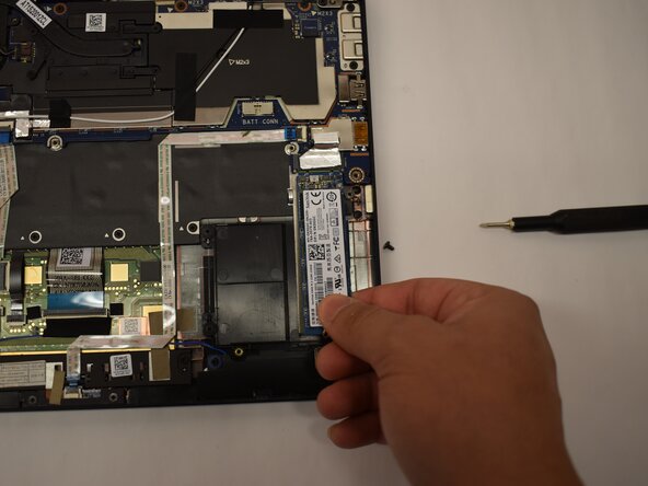 Dell Latitude 5289 2-in-1 SSD ersetzen, SSD: Schritt 2, Bild 2 von 2