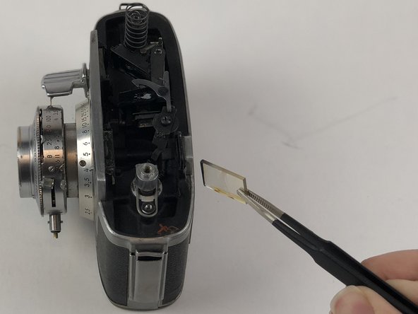 Kodak Signet 35 Beamsplitter Replacement: crwdns2935265:04crwdnd2935265:02crwdnd2935265:02crwdne2935265:0