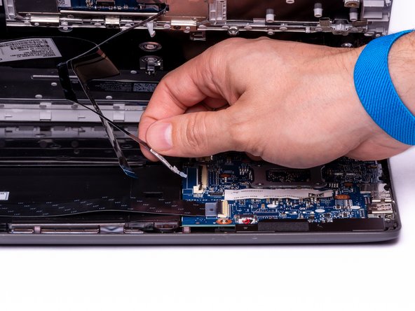 HP Chromebook 11-v019wm Battery Replacement: step 9, image 3 of 3