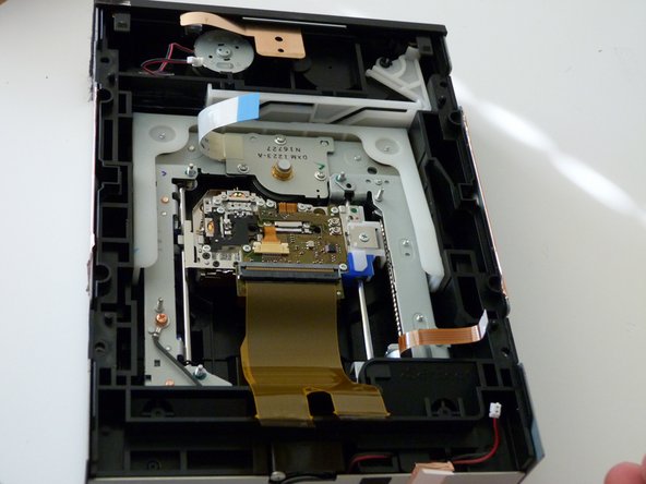 Sony BDP-S1 Optical Drive Motor Replacement: crwdns2935265:014crwdnd2935265:02crwdnd2935265:02crwdne2935265:0