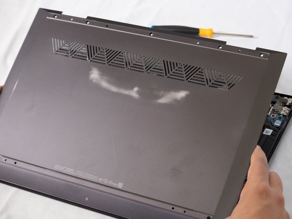 HP DS0011 DX Battery and M2 Replacement, Remove Back Cover: step 3, image 2 of 2