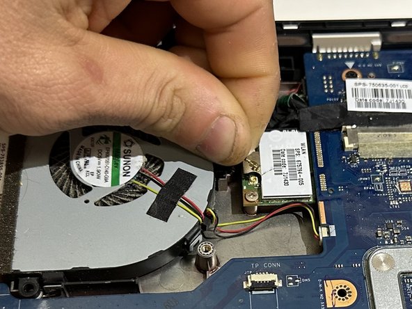 HP 15-g029wm Motherboard Replacement, Wi-Fi Card: crwdns2935265:017crwdnd2935265:02crwdnd2935265:02crwdne2935265:0