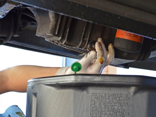 1995-1999 Dodge/Plymouth Neon Oil Change (SOHC): crwdns2935265:05crwdnd2935265:02crwdnd2935265:02crwdne2935265:0