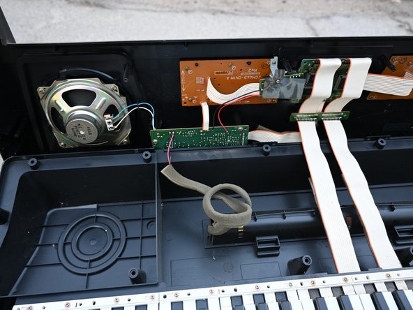 How to Fix Unresponsive Keys for an Optimus Concertmate 980: step 5, image 1 of 2