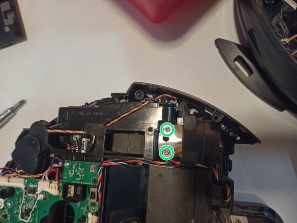 Ecovacs Deebot 920 Reassembly, Install The Water Pump And Speaker: crwdns2935265:09crwdnd2935265:03crwdnd2935265:03crwdne2935265:0