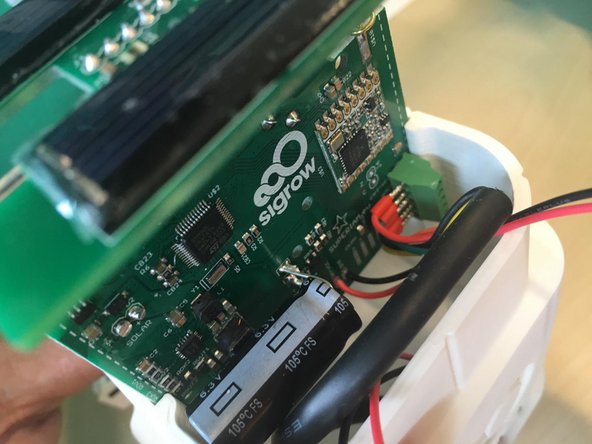 Sigrow Soil Pro + Assembly, Insert PCB in case - Cable details: crwdns2935265:012crwdnd2935265:02crwdnd2935265:02crwdne2935265:0