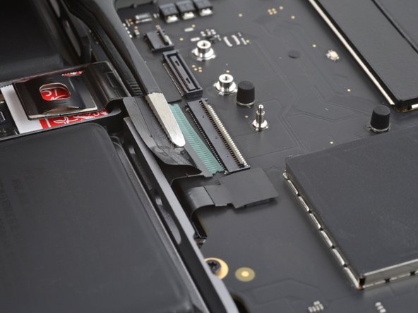 MacBook Pro 14" Late 2023 (M3) USB-C Ports Replacement, Disconnect the keyboard: crwdns2935265:043crwdnd2935265:02crwdnd2935265:02crwdne2935265:0