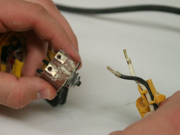 DeWalt D28110 Power Switch Replacement: crwdns2935265:09crwdnd2935265:03crwdnd2935265:03crwdne2935265:0