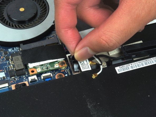 Asus VivoBook Q302LA-BHI3T09 Display Replacement: crwdns2935265:06crwdnd2935265:03crwdnd2935265:03crwdne2935265:0