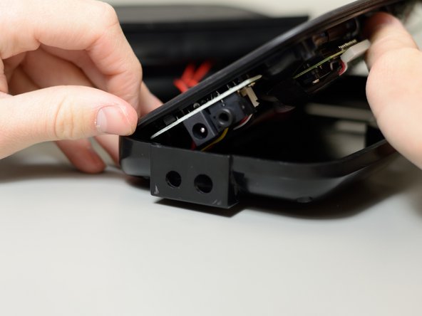 Power and 3.5 mm Audio Adapter Jacks Replacement: crwdns2935265:03crwdnd2935265:02crwdnd2935265:03crwdne2935265:0