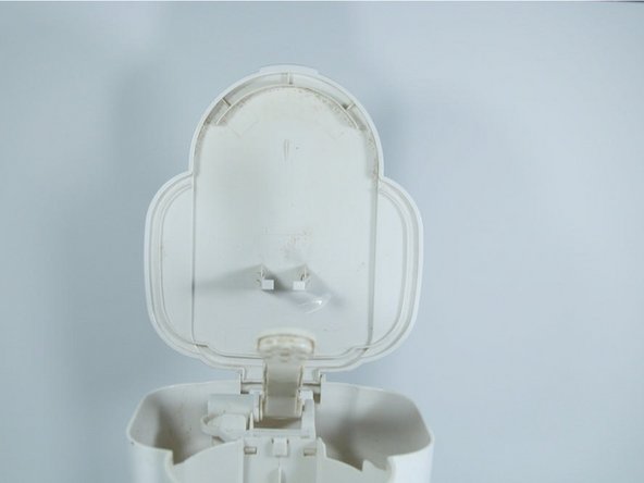 Rival CM4015 Lid Replacement: crwdns2935265:03crwdnd2935265:03crwdnd2935265:03crwdne2935265:0