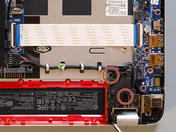 Upgrade the display panel and replace the display cable, Lock the display hinges to the top cover: stap 0, afbeelding 3 van 3