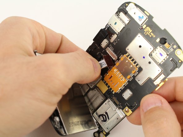 Blackberry Bold 9900 Screen Replacement, Screen: step 13, image 3 of 3