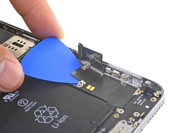 iPhone 6s Plus Rear Case Replacement: crwdns2935265:065crwdnd2935265:02crwdnd2935265:03crwdne2935265:0