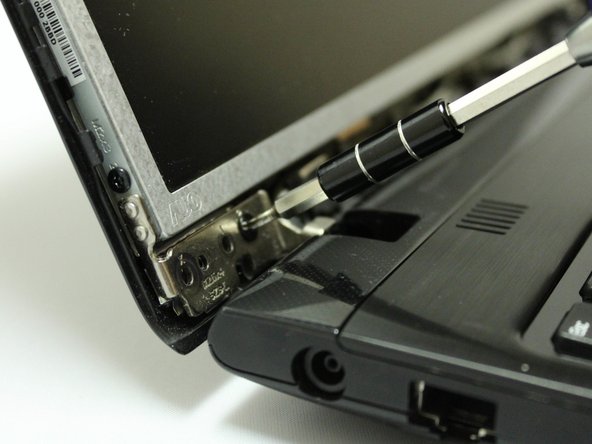 Samsung NP36535C-S05US Display Screen Replacement: crwdns2935265:07crwdnd2935265:02crwdnd2935265:03crwdne2935265:0