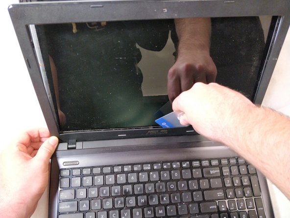 Asus K55N-DS81 Screen Replacement: crwdns2935265:09crwdnd2935265:01crwdnd2935265:03crwdne2935265:0