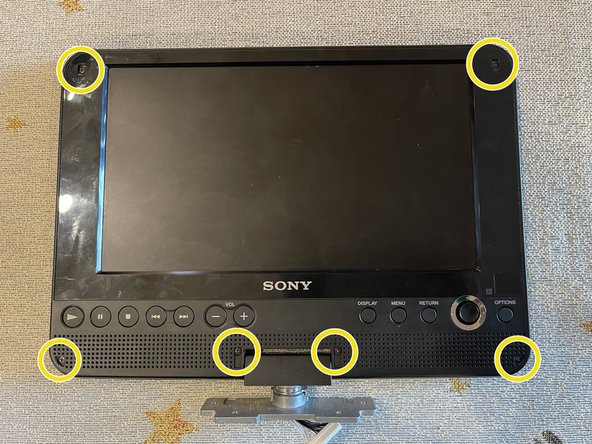 Sony DVP-FX820 Full Teardown, Top Half: crwdns2935265:019crwdnd2935265:02crwdnd2935265:03crwdne2935265:0