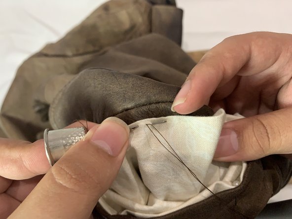 How to Replace a Jacket Pocket: crwdns2935265:013crwdnd2935265:02crwdnd2935265:03crwdne2935265:0