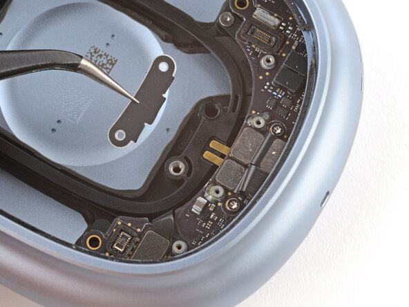 AirPods Max Right Microphone Replacement: step 22, image 2 of 2