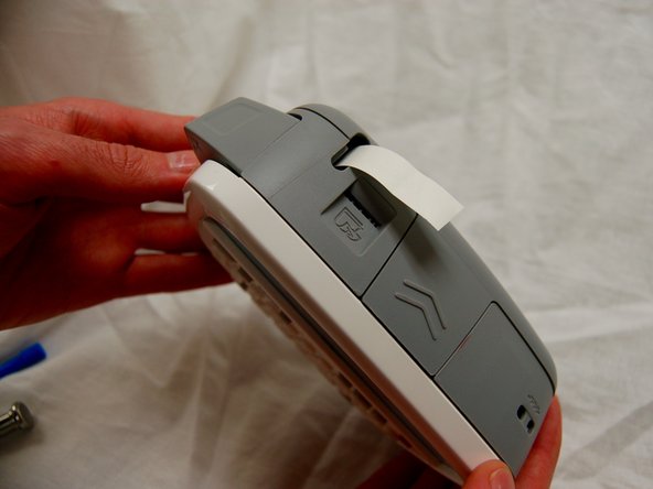 Fixing a Jammed Paper-Roll in your Brother PT-90 Personal Labeler: crwdns2935265:06crwdnd2935265:02crwdnd2935265:03crwdne2935265:0
