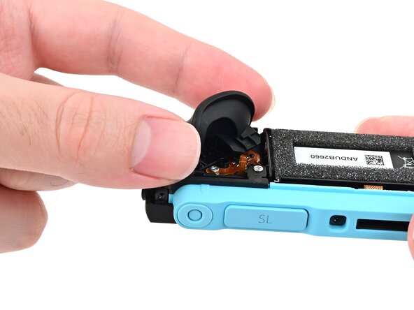 Joy-Con 2 (Left) Joystick Replacement, Install the trigger: crwdns2935265:047crwdnd2935265:02crwdnd2935265:03crwdne2935265:0