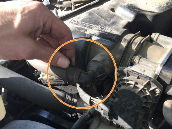 2005 Toyota 4Runner V6 Spark Plugs Replacement: crwdns2935265:06crwdnd2935265:02crwdnd2935265:03crwdne2935265:0