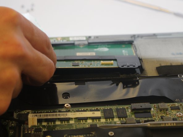 Dell XPS 13 L321X Mouse pad Replacement: crwdns2935265:06crwdnd2935265:02crwdnd2935265:03crwdne2935265:0