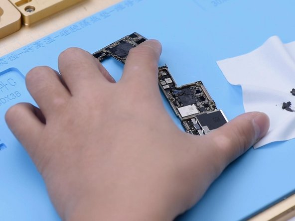Fix an iPhone XS with no service