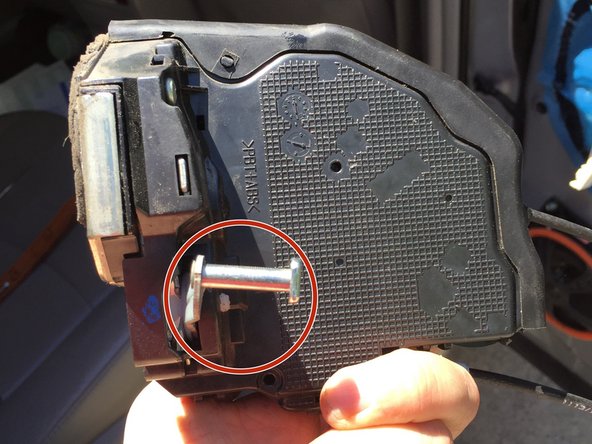 2012 Toyota Highlander Door Lock Actuator Motor Replacement, Remove Door Lock Actuator: crwdns2935265:013crwdnd2935265:02crwdnd2935265:02crwdne2935265:0