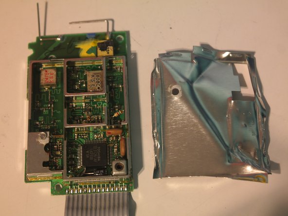 GE 27990G3 Cordless Phone Teardown: crwdns2935265:012crwdnd2935265:03crwdnd2935265:03crwdne2935265:0