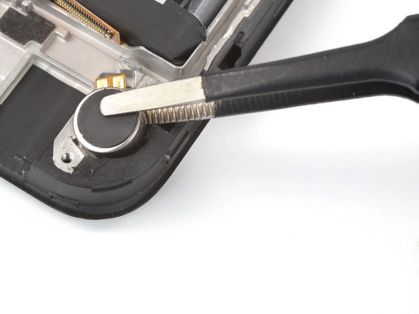 Nokia G42 5G Screen Assembly Replacement, Remove the vibration motor: crwdns2935265:025crwdnd2935265:01crwdnd2935265:02crwdne2935265:0