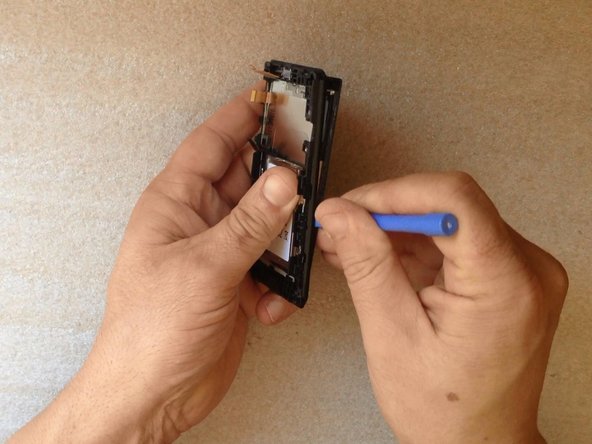 Sony Xperia E C1505 C1504 LCD Display Replacement: step 7, image 2 of 3