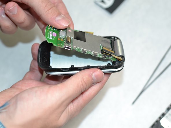 Motorola Entice w766 Motherboard Replacement: crwdns2935265:05crwdnd2935265:03crwdnd2935265:03crwdne2935265:0