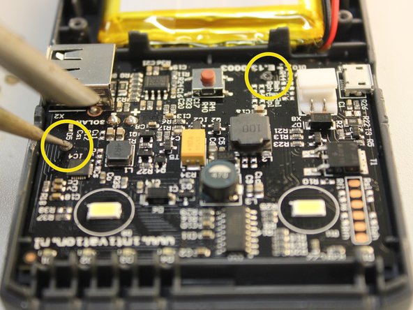 Waka Waka Power Plus Solar Panel Replacement, Re-assembly: crwdns2935265:07crwdnd2935265:02crwdnd2935265:02crwdne2935265:0