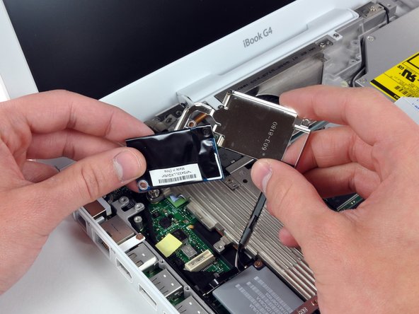 iBook G4 14" 1.42 GHz Modem Replacement: stap 0, afbeelding 2 van 2