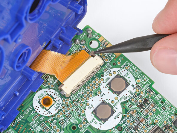 How to Reshell Your Game Boy Advance SP, Disconnect the screen cable: crwdns2935265:015crwdnd2935265:02crwdnd2935265:03crwdne2935265:0