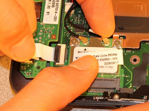 HP Mini 110-1046NR Wireless Card Replacement, Wireless Card: 12 단계, 이미지 2개 중 2개