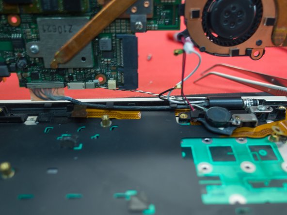 Sony Vaio VPCZ2 CPU Heatsink Fan Assembly Replacement: crwdns2935265:032crwdnd2935265:02crwdnd2935265:02crwdne2935265:0