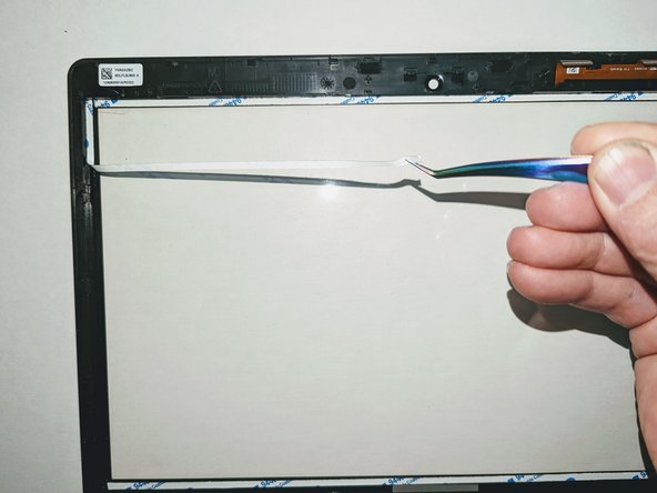 ASUS VivoBook S400C LCD Adhesive Replacement: crwdns2935265:06crwdnd2935265:02crwdnd2935265:03crwdne2935265:0