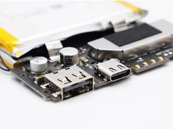 SAMSUNG 10000mAh 25W PD charger Power bank Teardown: 步骤 11 中的图像 2，3