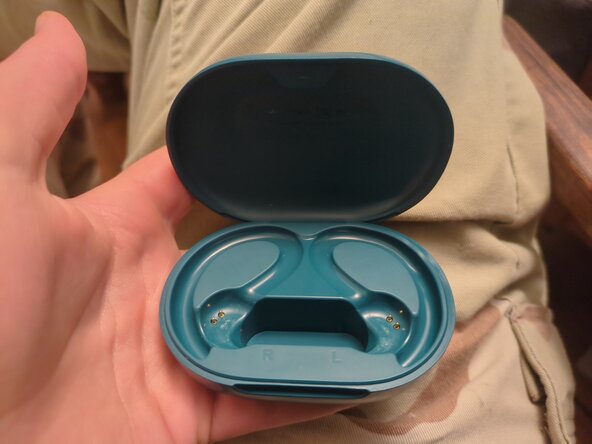 Jlab Go Sport+ and Go Air Sport Cases, Earbuds: step 1, image 2 of 3