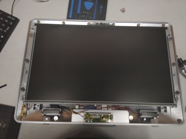 Telikin Elite Silver 22in Touchscreen Computer, Screen bracket removal: crwdns2935265:03crwdnd2935265:01crwdnd2935265:01crwdne2935265:0