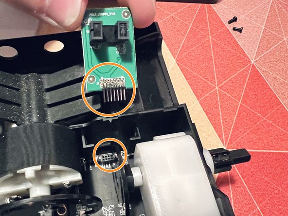 How to fix the main motor of Petcube Bites 2 Lite, Remove the motor: crwdns2935265:06crwdnd2935265:02crwdnd2935265:03crwdne2935265:0