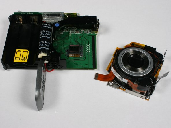 Polaroid i533 Zoom Lens Replacement: crwdns2935265:08crwdnd2935265:02crwdnd2935265:02crwdne2935265:0