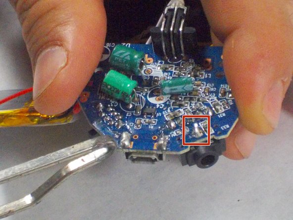 Marvel iHome MR-M66 Auxiliary Port Replacement: crwdns2935265:08crwdnd2935265:02crwdnd2935265:03crwdne2935265:0