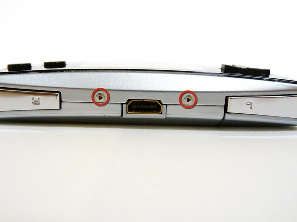 Game Boy Micro Buttons Replacement, Unscrew the Outer Cover: crwdns2935265:04crwdnd2935265:02crwdnd2935265:02crwdne2935265:0