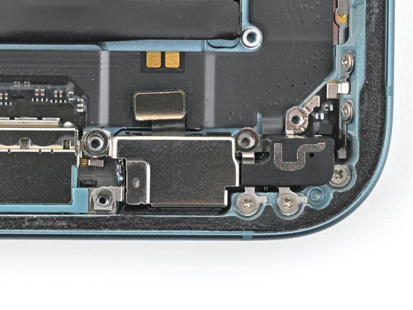 iPhone 16 Plus Microphone Replacement, Secure the microphone: crwdns2935265:036crwdnd2935265:02crwdnd2935265:02crwdne2935265:0