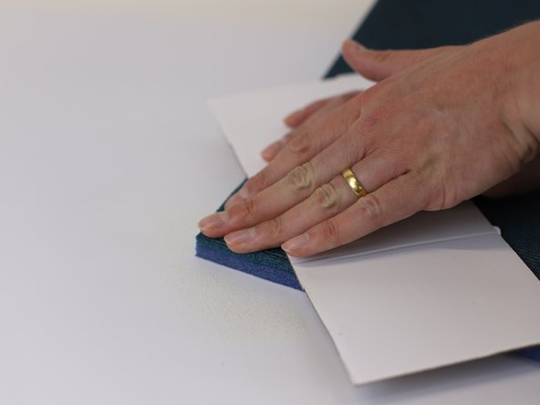 How to Re-attach Delaminated Layers on a Foam Camping Mat, Secure the attachment: crwdns2935265:04crwdnd2935265:02crwdnd2935265:03crwdne2935265:0